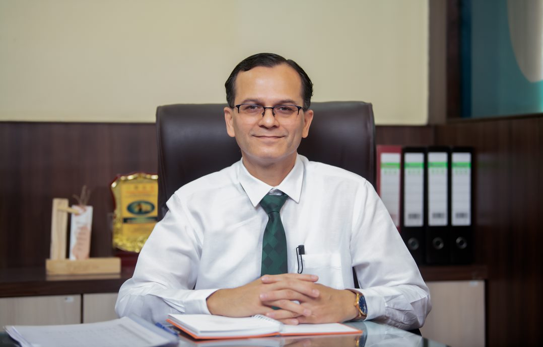 Dr. M.D.Karmarkar, Principal & Professor