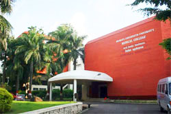 Bharati Vidyapeeth's Medical College Pune 1